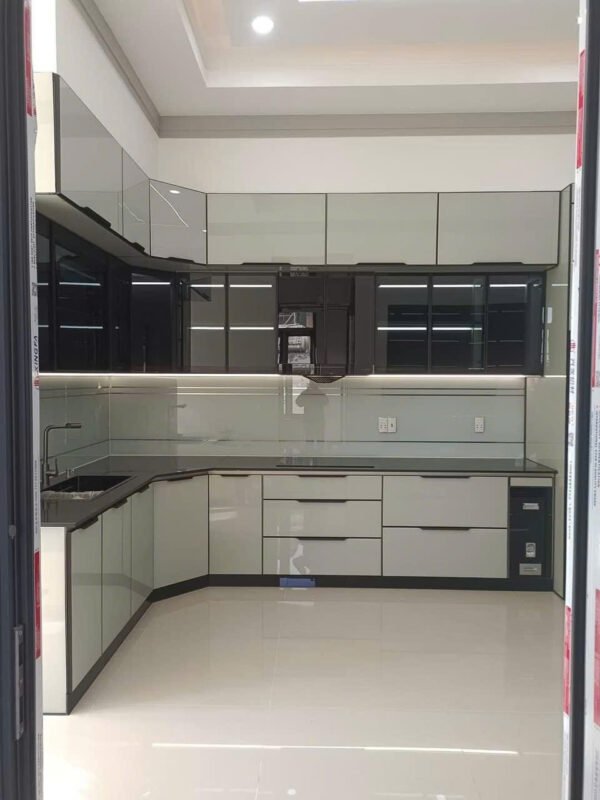 CÔNG TY TNHH SẢN XUẤT THƯƠNG MẠI ĐẠI NAM SƠN WINDOW